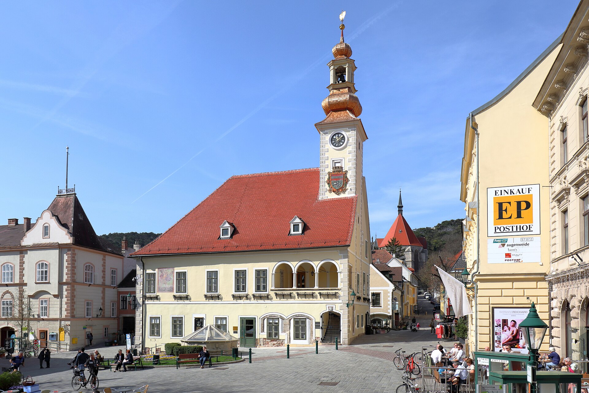 Altes Rathaus am Schrannenplatz in Mödling